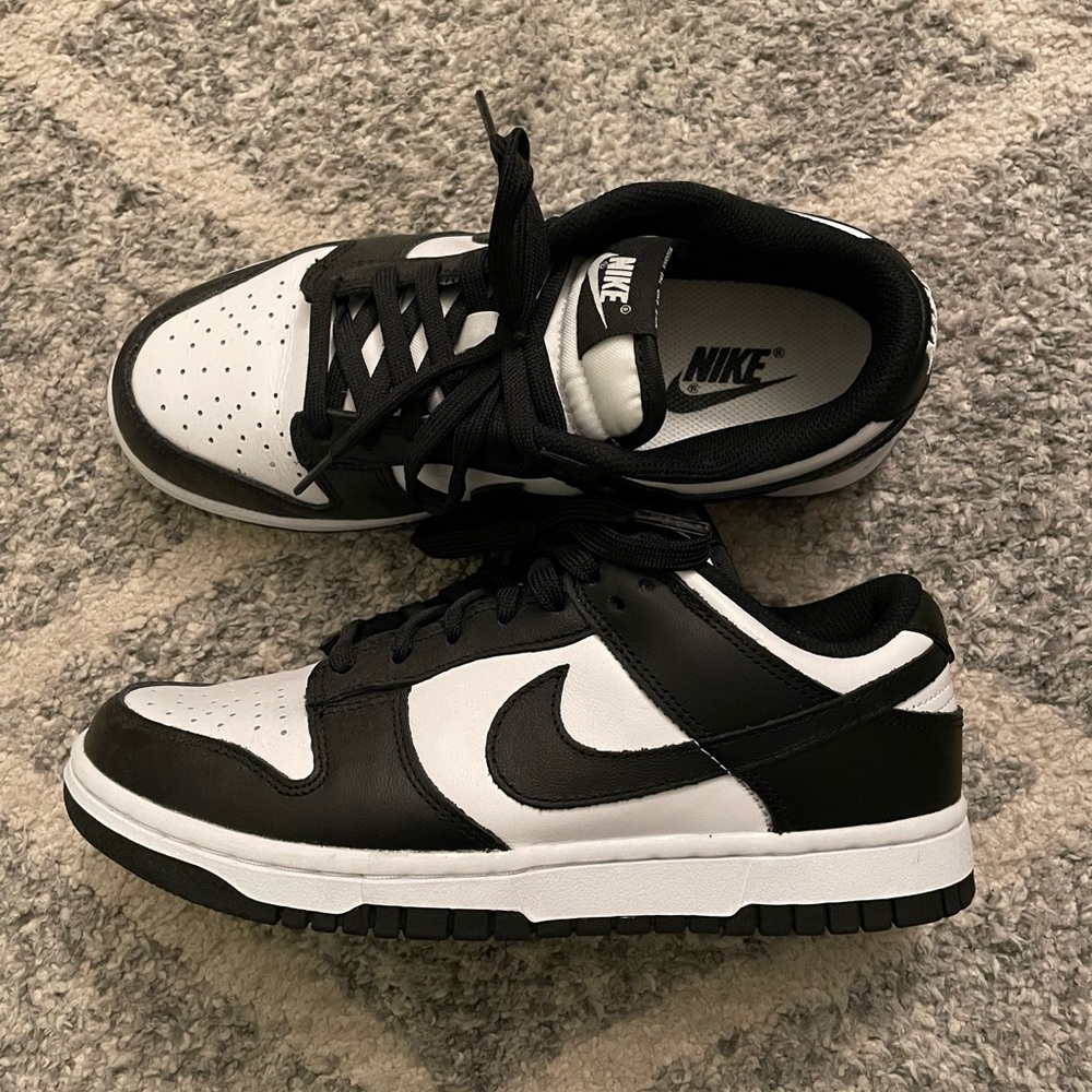 Nike Dunk Low White Black (2021) W %100 authentic